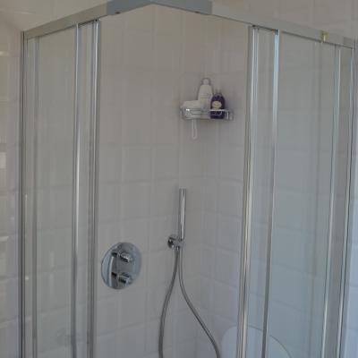 Fornitura Ed Installazione Box Doccia E Shower Set